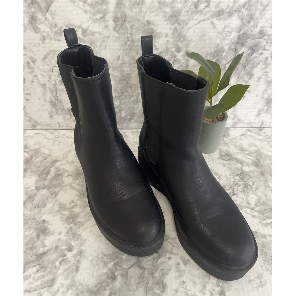 Mix No 6 Women's 9M Caraline Chelsea Boots Platform Pull on Black Size 9M